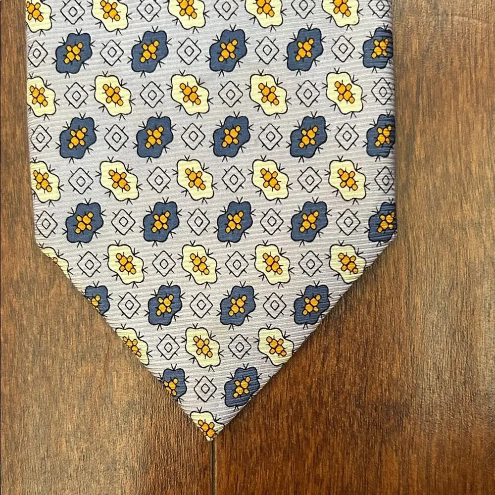 Robert Talbott Sophisticated Floral Tie in Purple, 100% Silk, Perfect for Office